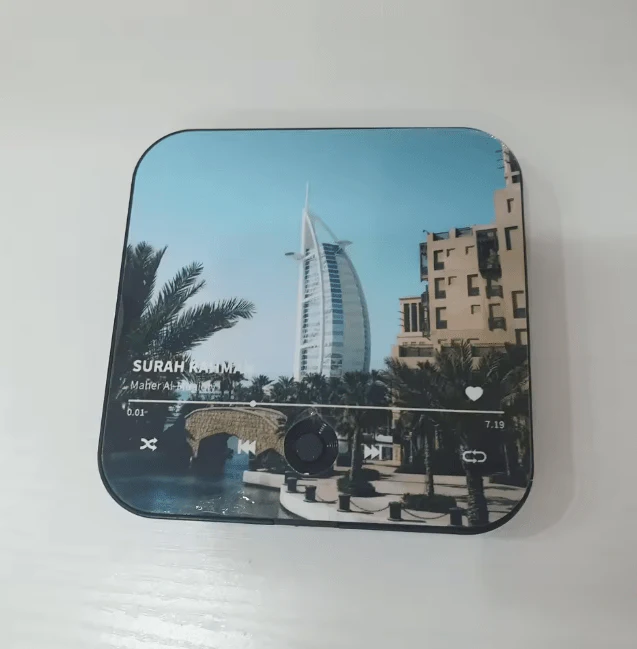 Anna - Mini Clip MP3 Player with Built-in Speaker